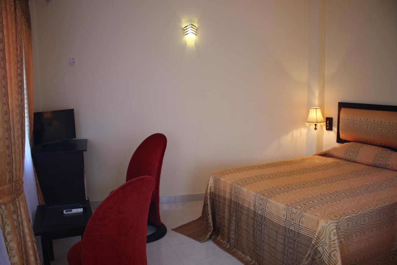 K And K Country Resort Minuwangoda Exterior foto
